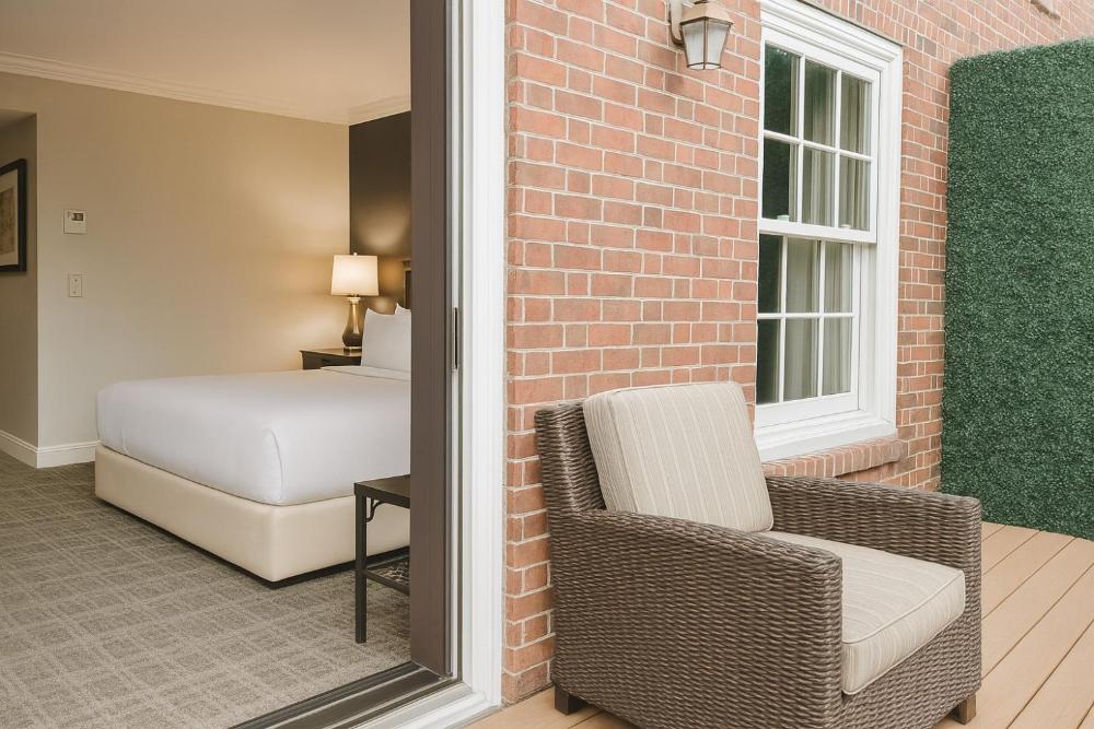 Triple Room interior